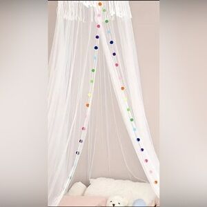 4 PC Colorful Hand-woven Rainbow Decorations Pom Pom Ball Garland NWT